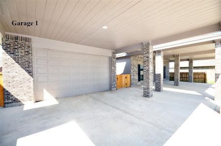 New construction Single-Family house 2114 Amistaqd Rd, League City, TX 77539 - image 4