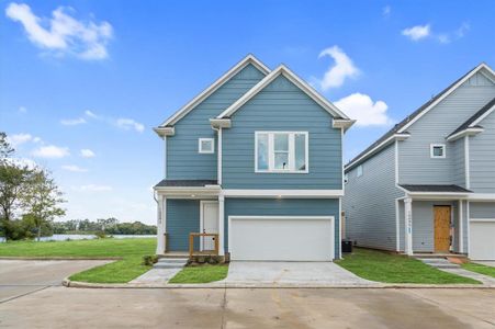 New construction Single-Family house 10093 Serrano Park Dr, Houston, TX 77075 - photo 0