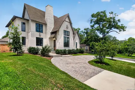 New construction Single-Family house 255 Claywell Dr, Alamo Heights, TX 78209 - image