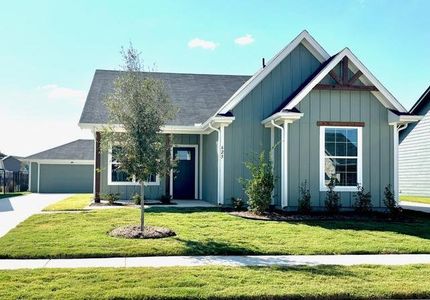 New construction Single-Family house 625 Charlotte Ln, Burleson, TX 76028 - photo 0