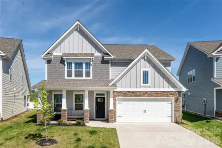 New construction Single-Family house 615 Fox Cove Rd, Hendersonville, NC 28792 - image