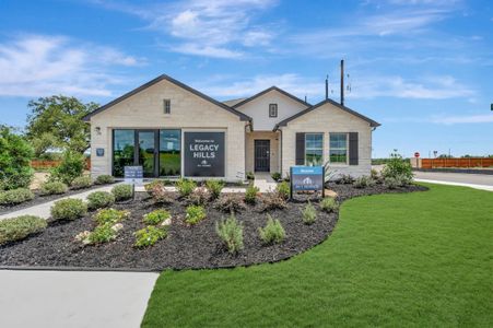 New construction Single-Family house 170 Stabler Sq, Mico, TX 78066 plan Boone - image