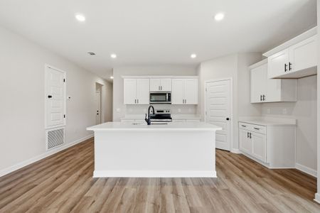 New construction Single-Family house 2827 Blackbird Ct, Crestview, FL 32536 plan Elizabeth - image 10