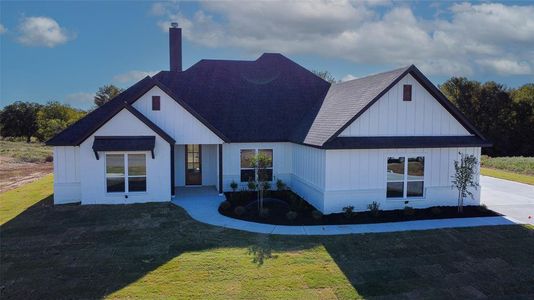 New construction Single-Family house 216 Stuart St, Paradise, TX 76073 - image