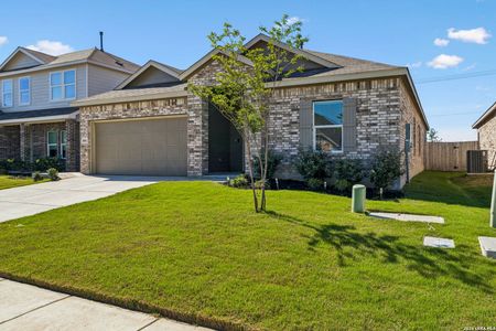 New construction Single-Family house 5801 Musquiz Rdg, Seguin, TX 78155 plan Langley - image