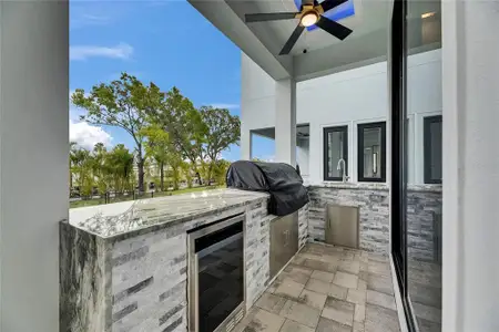 New construction Single-Family house 6528 Simone Shores Cir, Apollo Beach, FL 33572 - image 4