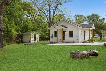 New construction Single-Family house 951 S Trade Days Blvd, Canton, TX 75103 - image