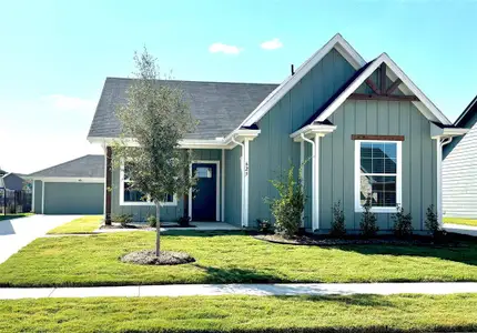 New construction Single-Family house 625 Charlotte Ln, Burleson, TX 76028 - image 2