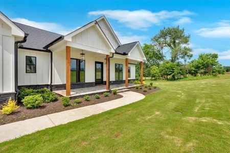 New construction Single-Family house 300 Eminence Peak, Rydal, GA 30171 plan Waldon  - image