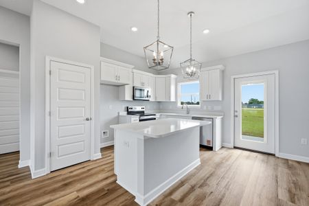 New construction Single-Family house 6139 Mildred'S Wy, Crestview, FL 32539 plan Adeline - image 4