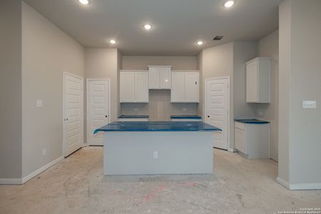 New construction Single-Family house 9318 Bronze Cyn, San Antonio, TX 78002 Kingsley- photo 1 1