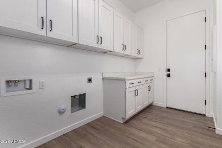 New construction Single-Family house 2511 E Presidio St, Mesa, AZ 85213 - image 10