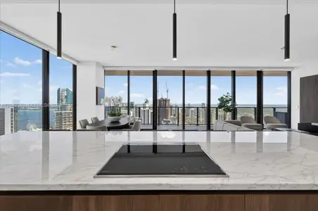 New construction Condo house 20 Ne 11Th St, Unit 6003, Miami, FL 33132 - image