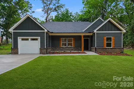 New construction Single-Family house 1002 Kingswood Dr, Monroe, NC 28112 - image