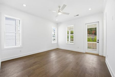 New construction Single-Family house 3050 Kara Ct, Roswell, GA 30076 - image 19