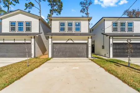 New construction Single-Family house 8157 Crestview Dr, Houston, TX 77028 - image