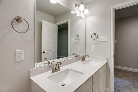 New construction Townhouse house 6818 Neal's Wy, Arlington, TX 76001 - image 5