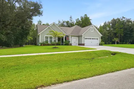 New construction Single-Family house 4252 Hugh Bennett Dr, Johns Island, SC 29455 - image