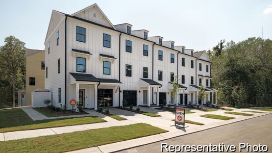 New construction Single-Family house 11917 Avocet St, Charlotte, NC 28215 plan The Myka TH - image