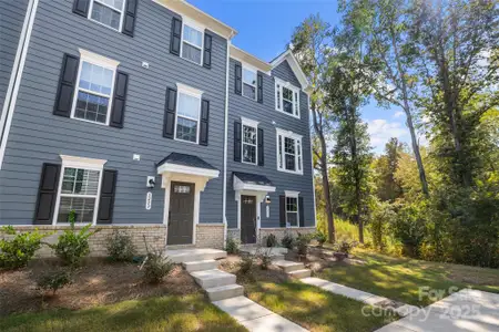 New construction Townhouse house 1211 May Apple Dr, Unit 162, Matthews, NC 28104 - image