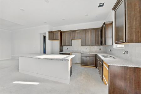 New construction Single-Family house 6427 Tomahawk, Baytown, TX 77523 - image 6