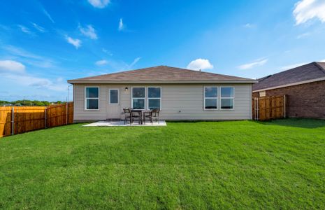 New construction Single-Family house 2708 Creekbend Ln, Denton, TX 76208 Thomaston- photo 27 27