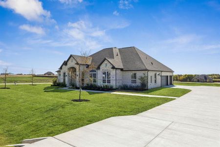 New construction Single-Family house 121 Swan Lake Dr, Waxahachie, TX 75165 plan Valencia - image