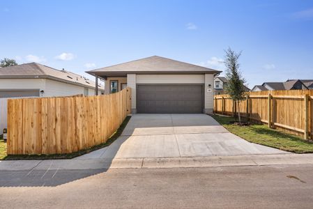 New construction Single-Family house 108 Tenny Ln, Kyle, TX 78640 plan Decker - image 18