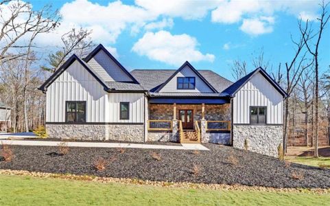 New construction Single-Family house 281 Abbington Wy, Clarkesville, GA 30523 - image