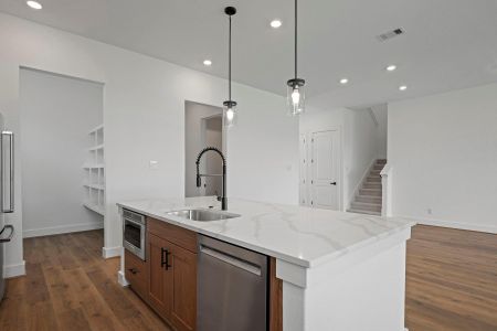 New construction Single-Family house 1805 Drover Ln, Rosenberg, TX 77471 - image 10