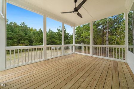 New construction Single-Family house 701 Wilshire View Court, Holly Springs, NC 27526 - photo 38 38