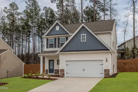 New construction Single-Family house 30 Neuse Hollow Ct, Clayton, NC 27527 - image