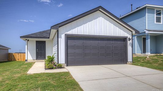 New construction Single-Family house 107 Howard Dr, Maxwell, TX 78656 plan The Barton - image