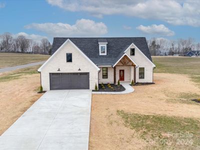 New construction Single-Family house 1004 Harrogate Drive, Bessemer City, NC 28016 - photo 0