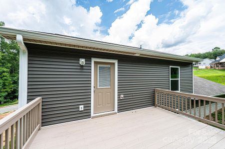 New construction Single-Family house 1214 Winter Pl, Lenoir, NC 28645 - image