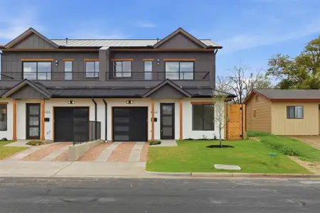 New construction Condo house 8115 Rockwood Ln, Unit A, Austin, TX 78757 - image