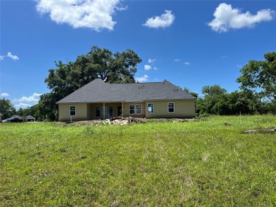 New construction Single-Family house 268 Horse Shoe Trl, Angleton, TX 77515 - image
