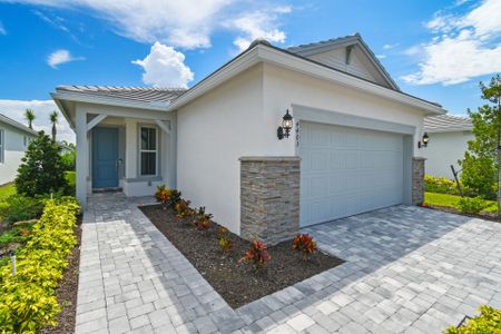 New construction Single-Family house 4403 Pinafore St, Vero Beach, FL 32967 plan Compass - image