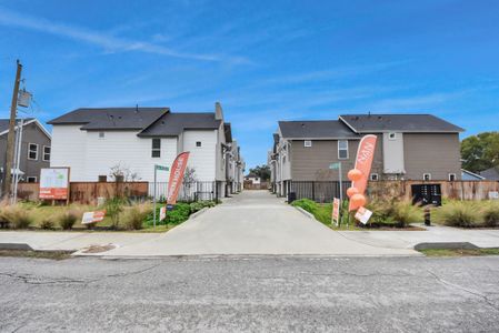 New construction Single-Family house 7504 Carver Rd, Unit D, Houston, TX 77088 - image 2