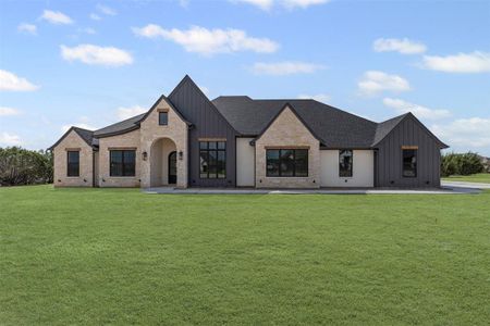 New construction Single-Family house 7103 Heathington Ct, Granbury, TX 76049 Cape May Signature Series- photo 1 1