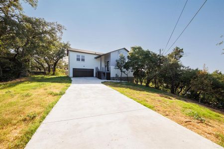 New construction Single-Family house 18716 W Lakeview Dr, Jonestown, TX 78645 null- photo 27 27