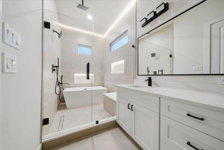 New construction Single-Family house 328 Janisch, Unit D, Houston, TX 77018 - image 8