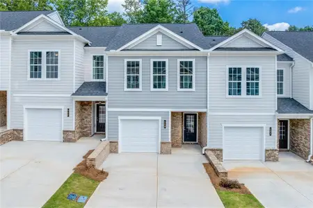 New construction Townhouse house 119 Greenview Lot 1303 Ct, Homer, GA 30547 - image