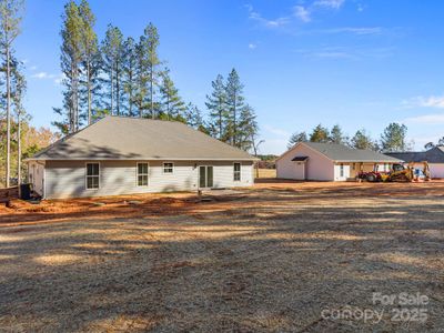 New construction Single-Family house 2287 Lee Lawing Rd, Lincolnton, NC 28092 - image 3