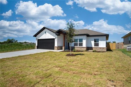 New construction Single-Family house 3433 Llano Alto Cir, Temple, TX 76504 - image