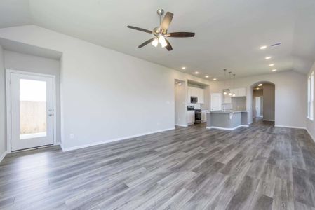 New construction Single-Family house 204 N Eagle Point Rd, Van Alstyne, TX 75495 null- photo 14 14