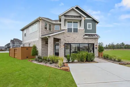 New construction Single-Family house 15846 Invergelder Dr, Humble, TX 77346 Rosewood - Courtyard Collection- photo 1 1