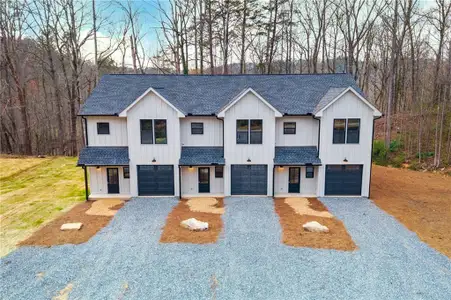 New construction Townhouse house 200 Back Pine Wy, Unit B, Ellijay, GA 30536 - image