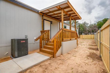 New construction Manufactured Home house 5900 Arrowhead Dr, Granbury, TX 76048 - image