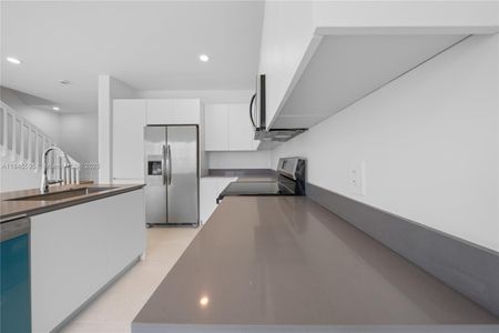 New construction Townhouse house 18973 Sw 344 Ter, Unit 18973, Florida City, FL 33034 - image 12